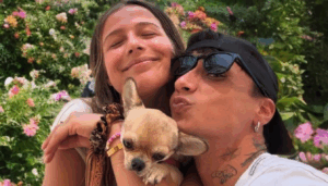 Il segreto tenerissimo di Ultimo: la chihuahua “Toffee” della sua fidanzata Jacqueline Luna vi farà sciogliere il cuore!